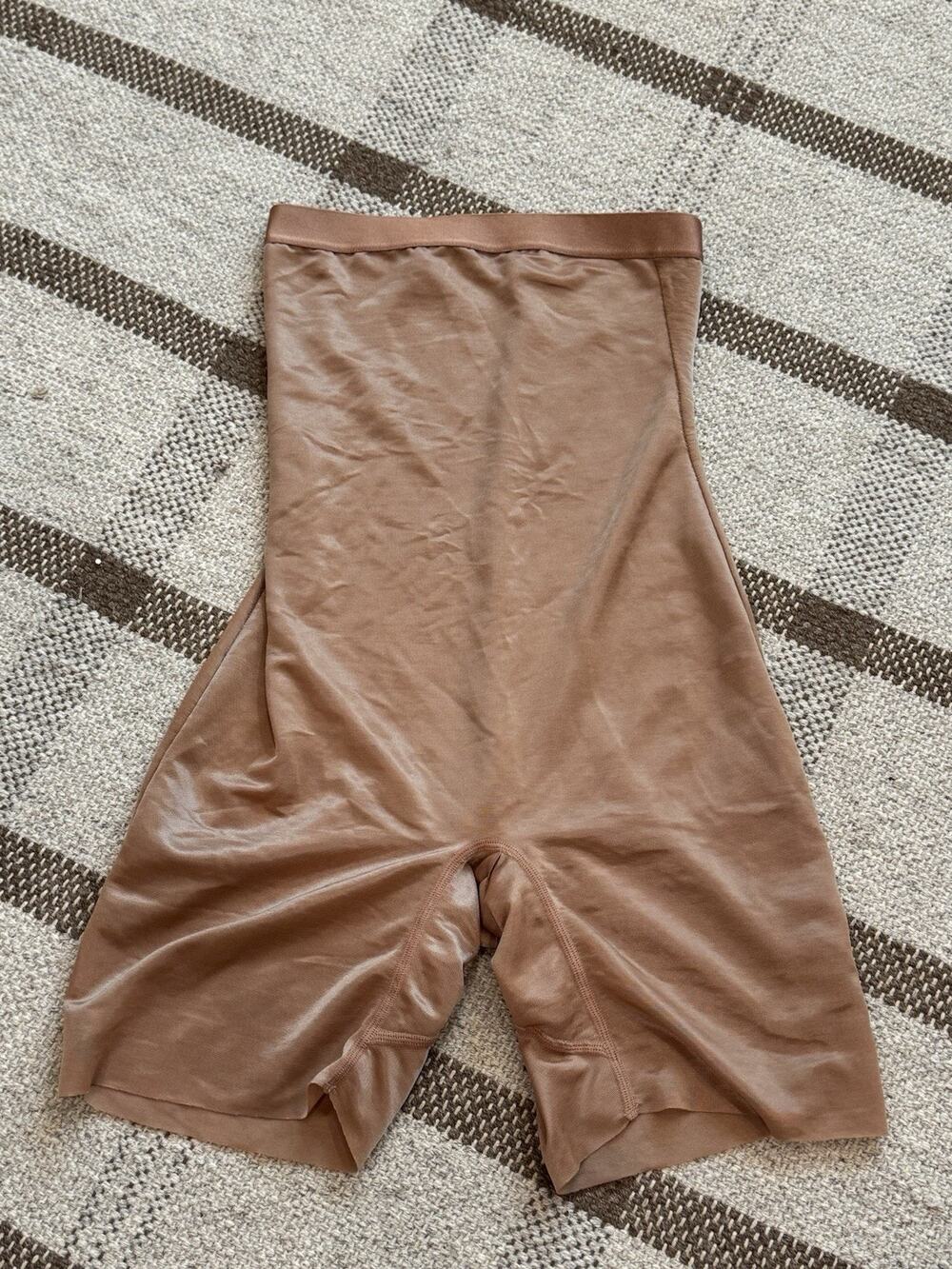Skims High Waist Shaping Body Shorts Women’s XS Tan Bronze Barely There